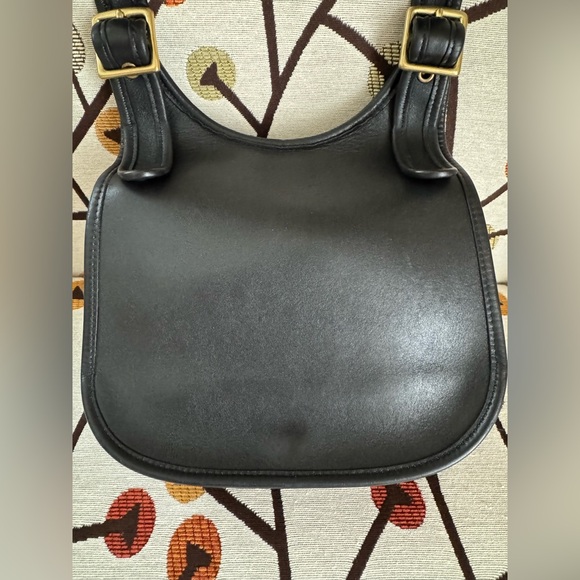 Vintage Coach NYC Saddle Bag - Picture 2 of 11
